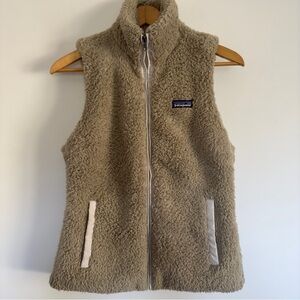 Patagonia Los Gatos Fleece Vest in cream Size: M